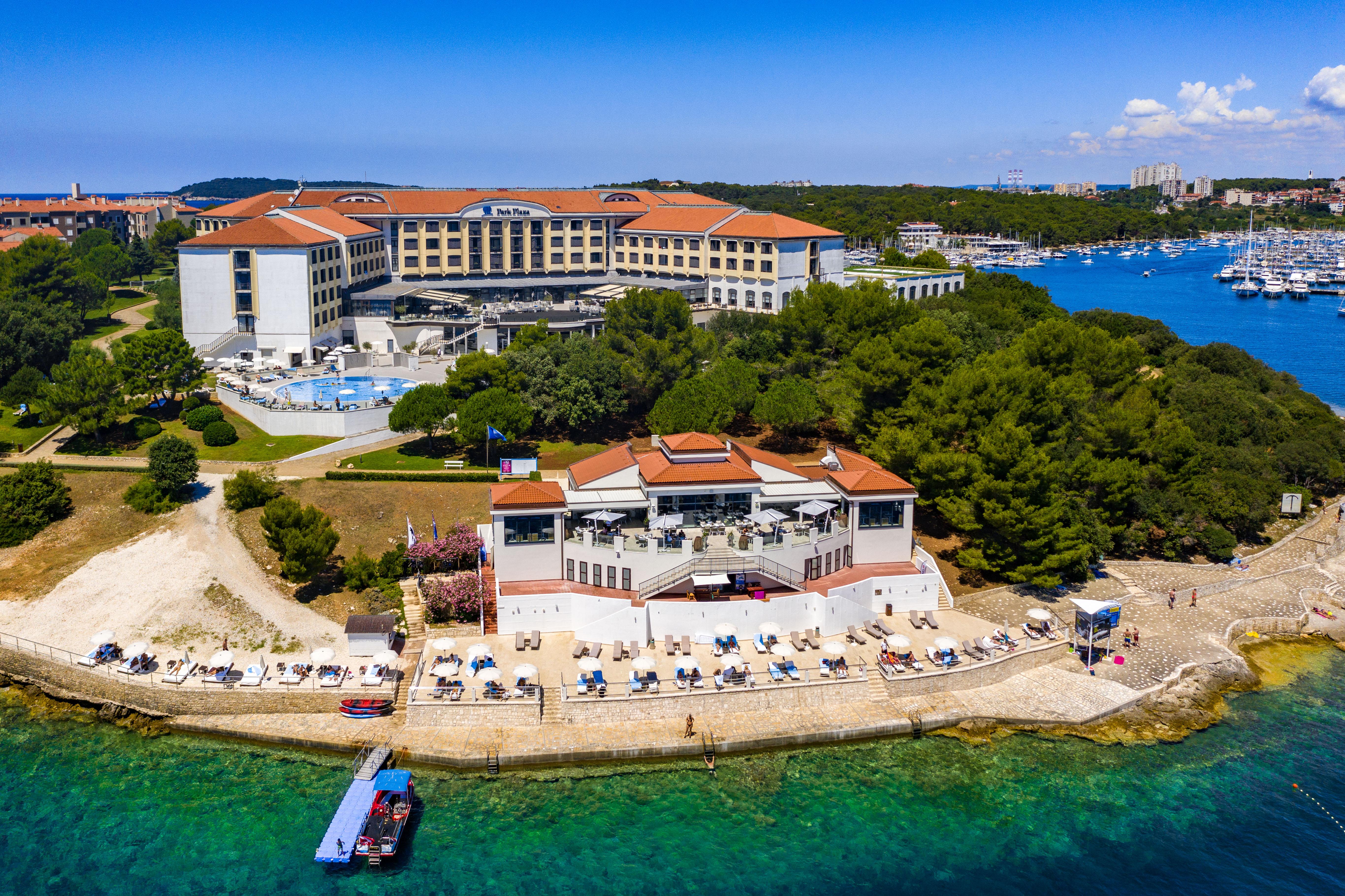 Hotel Park Plaza Histria 4*
