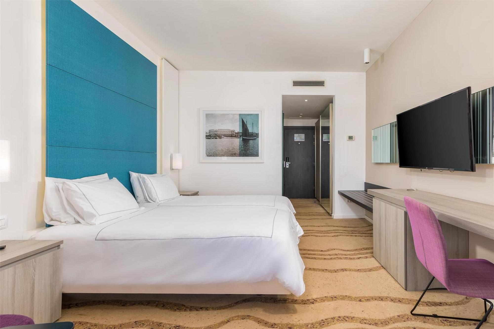 Park Plaza Histria 4*